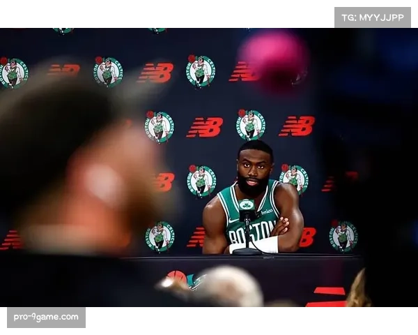 灰熊客战凯尔特人 莫兰特杰伦布朗后场对决